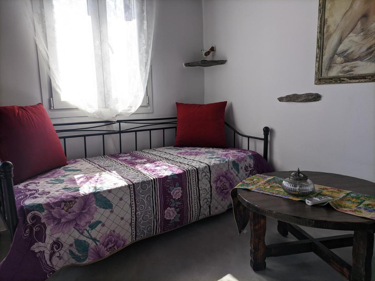 Maison d'hôtes Monte Kechros à Arnados Extérieur photo
